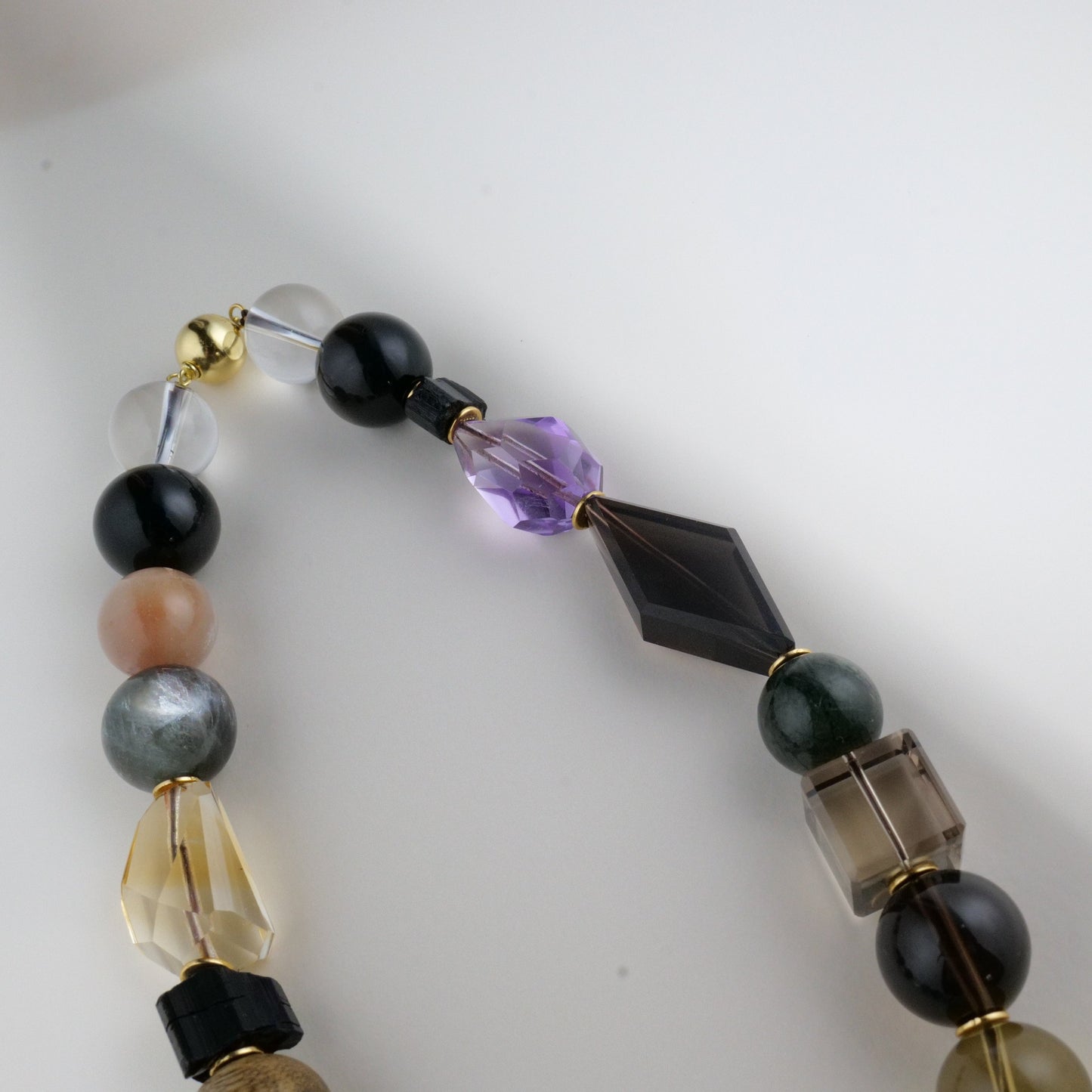 Deco Enchanté - Assorted Energy Crystal and Oud